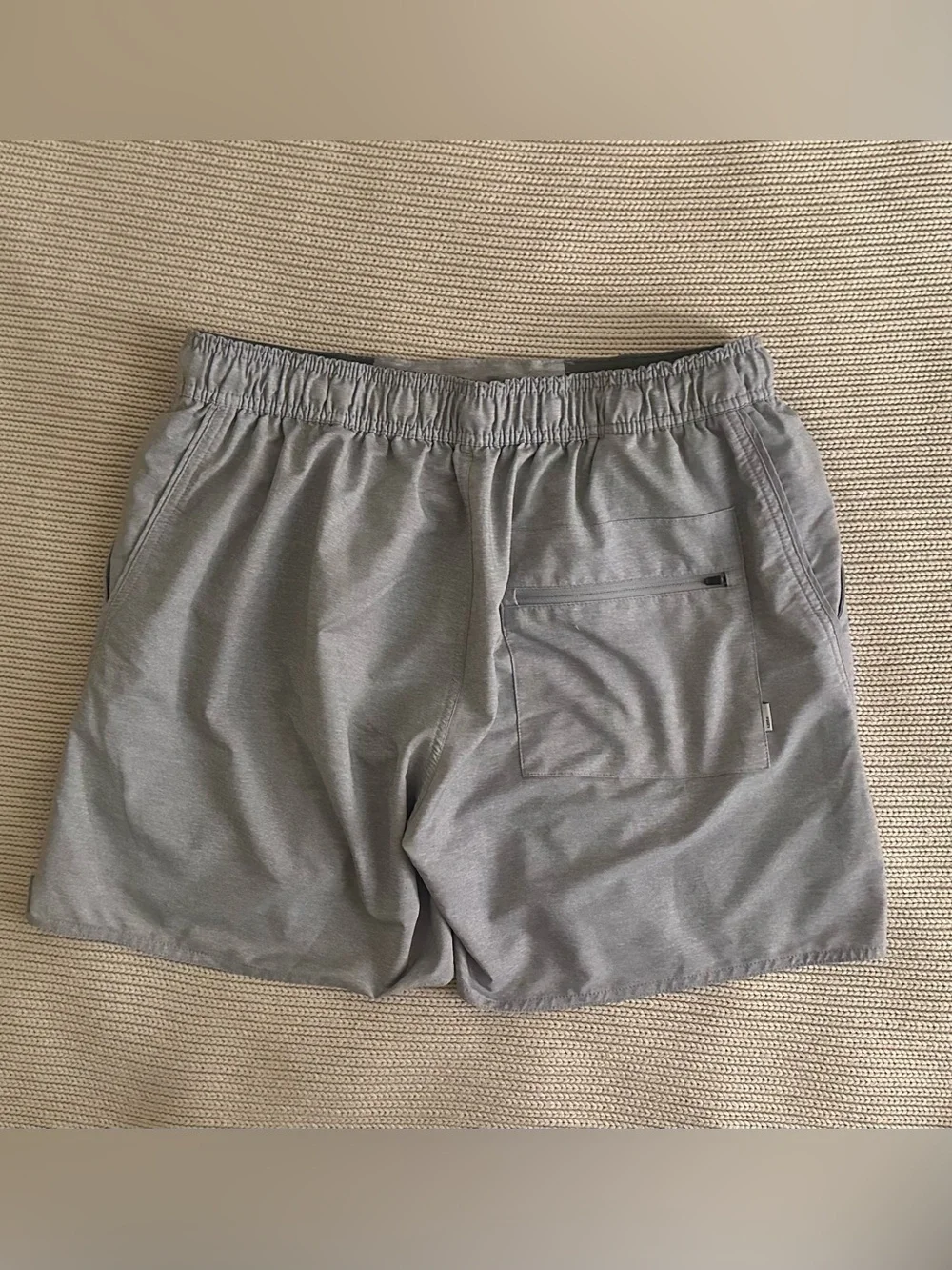 Vuori Men's Grey Athletic 2-in-1 Shorts with Black Liner